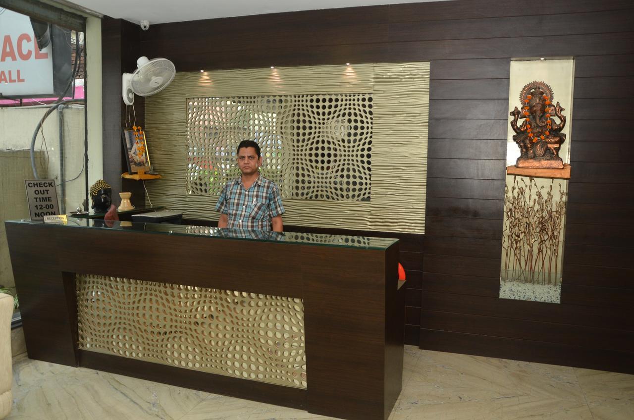 Hotel Milan Palace Amritsar Exterior foto
