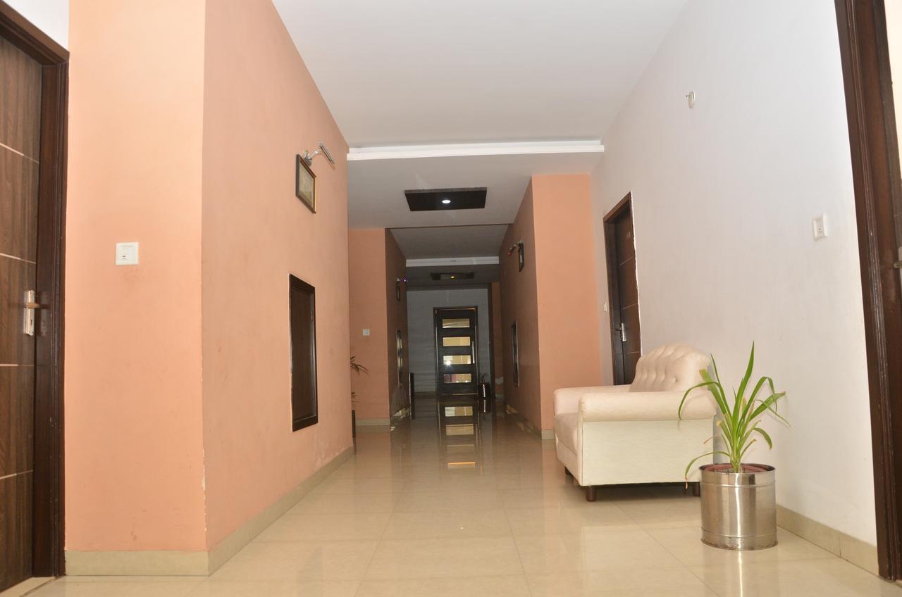 Hotel Milan Palace Amritsar Exterior foto